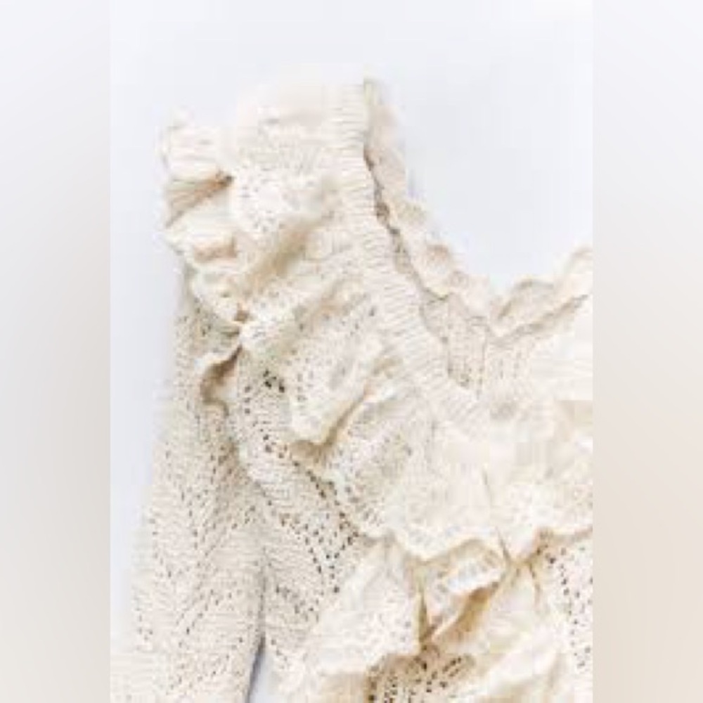 Zara crochet top
